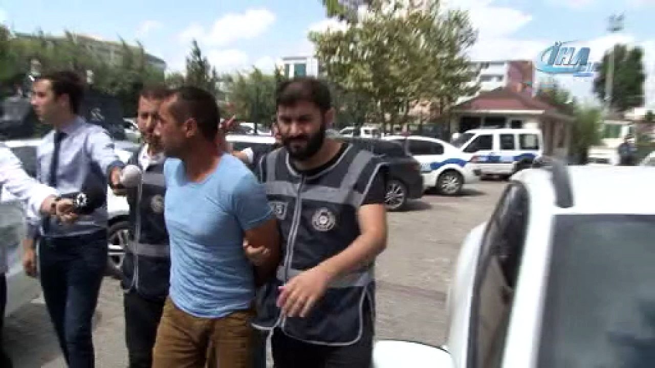Eşini ve kayınvalidesini vuran saldırgana “Helal olsun dayı”  diye seslendiler