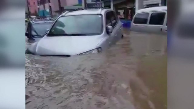 '물바다' 되어버린 도로...남부 침수 피해 잇따라 / YTN