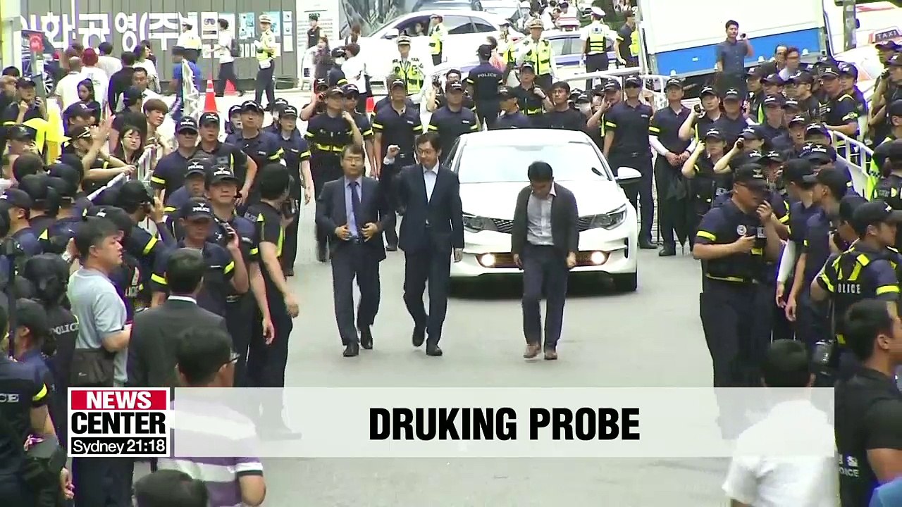 Special counsel: Liberal governor "colluded with blogger to manipulate online political comments":