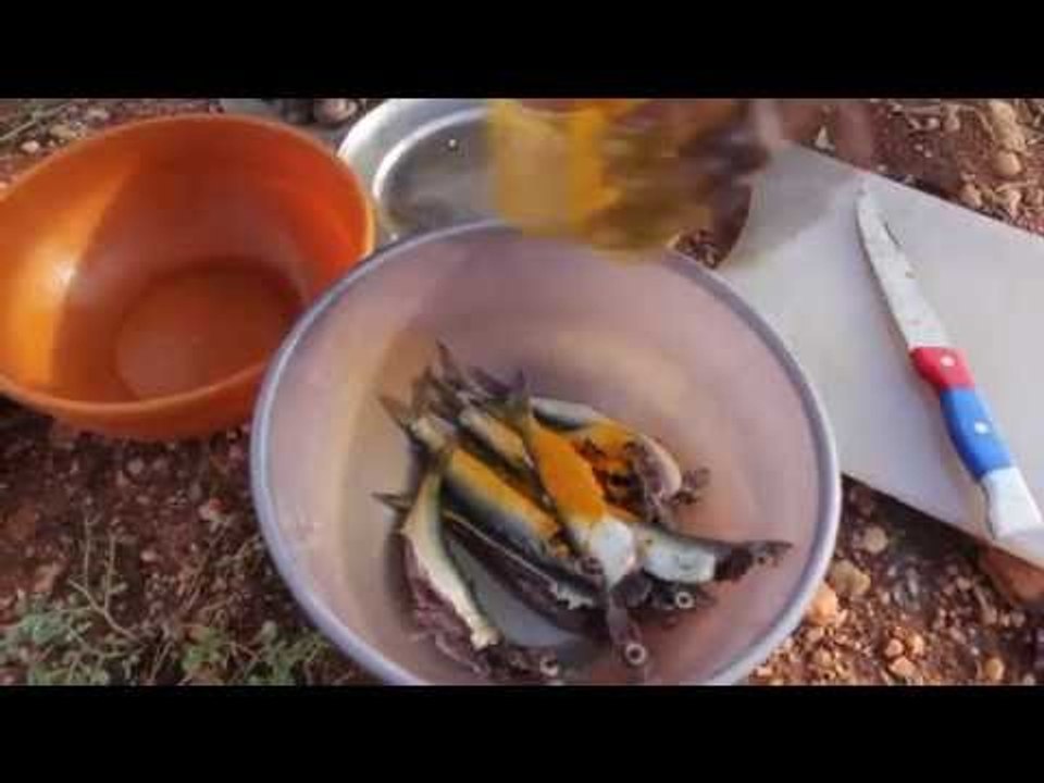 Old Style Fish cooking used Banana leaves in my village / VILLAGE FOOD FACTORY