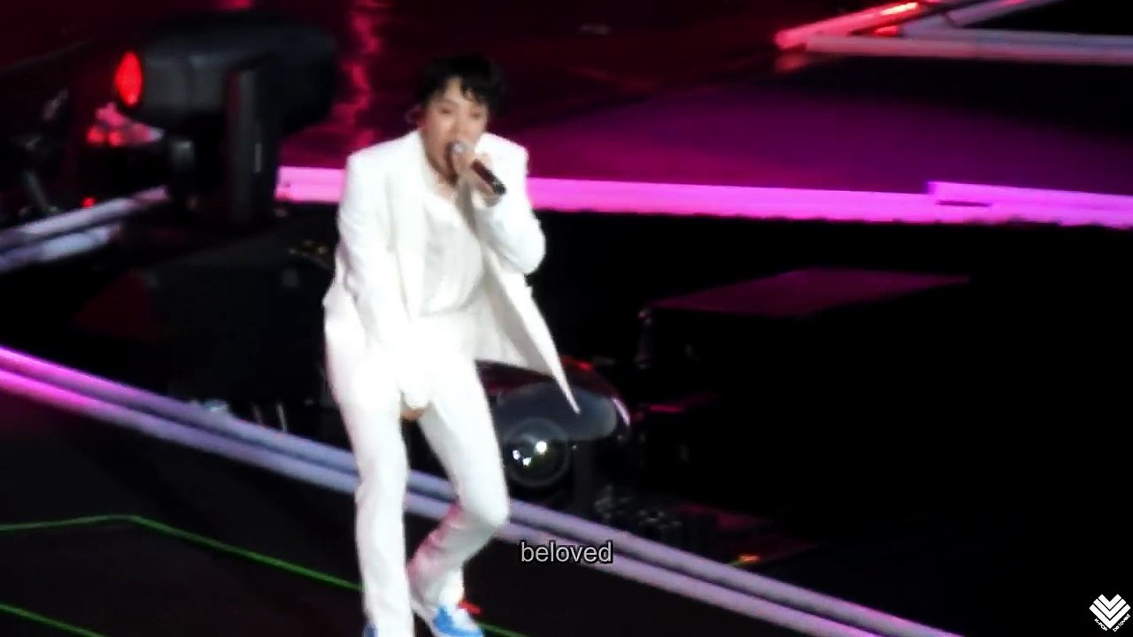 [Fancam]180825 BTS Trivia 起-Just Dance J-HOPE @BTS WORLD TOUR LOVE YOURSELF ANSWER