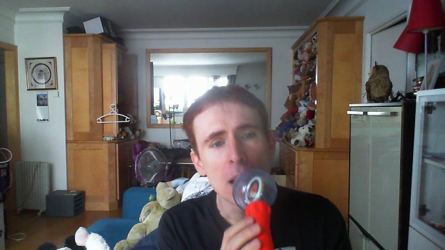 Wiwi égratigne lonely without you de Cynthia Clay