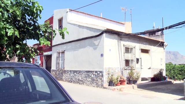 Detenido un hombre acusado de matar a su mujer en Orihuela