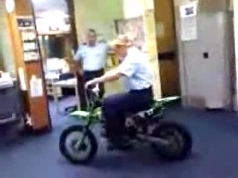 Police dirt bike_(converted)
