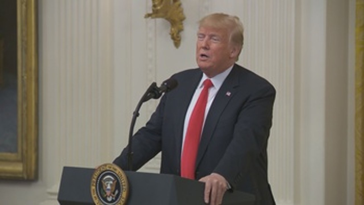 Trump ensalza a los "héroes" de las agencias de inmigración en EE.UU. ante las críticas