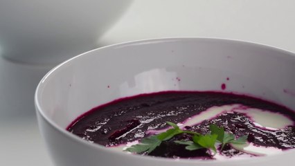 Como fazer a sopa fria de beterraba