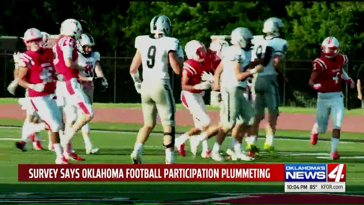 Survey Finds Less High School Students Are Playing Football