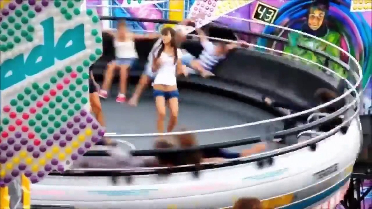Amazing Running Girl