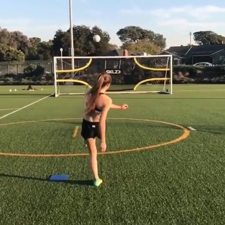 Best football girl