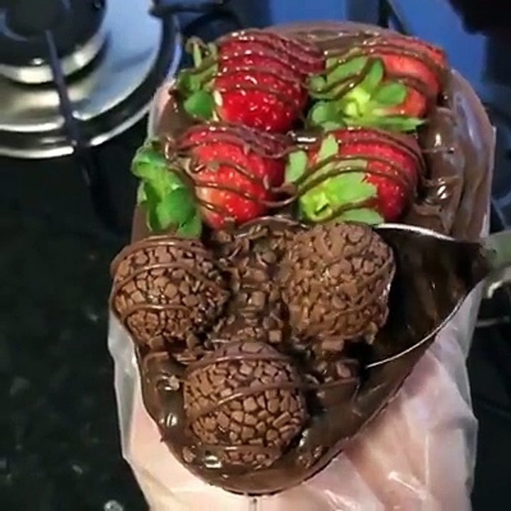 I love chocolate... must watch
