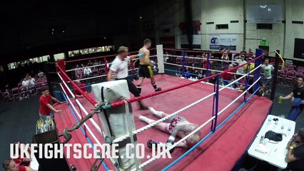 CardiffElbowFest FIGHT-12 MARTIN-VS-PETCH (1)