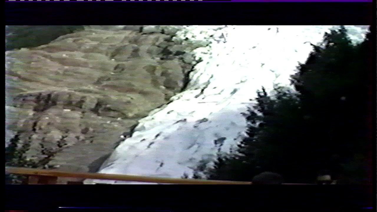 OVNI-aiguilleduMidi-Chamonix-08-1995