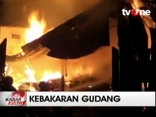 Gudang Kayu Terbakar di Kapuk Muara
