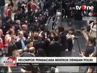 Baku Pukul Polisi dan Kelompok Pengacara di Istanbul