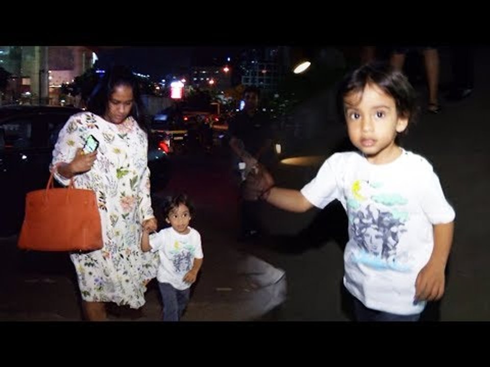 Salman Khan के भांजे Ahil माँ  Arpita Sharma के संग पहुंचे DINNER करने