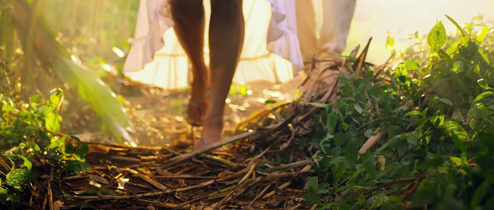 Puthiyoru Pathayil - Varathan - Video Song