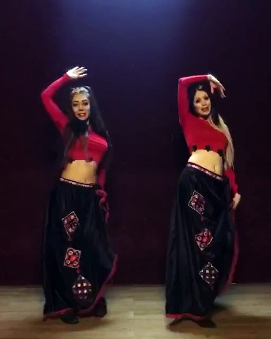 رقص دخترای ایرانی با آهنگ رفیق قدیمی - video Dailymotion