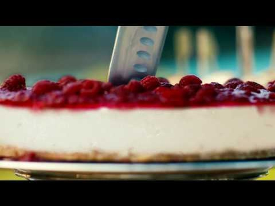 Yeni dizi  Ufak Tefek Cinayetler yakında Star'da!