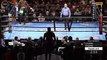 Le boxeur Curtis Harper quitte le ring avant le début du combat
