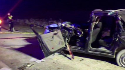 Burdur’da taşlara çarpan araç takla attı: 2 ölü