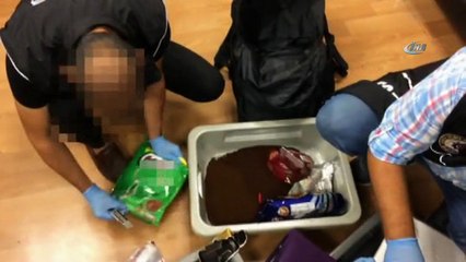 Atatürk Havalimanında uyuşturucu operasyonu: Kolombiyalı 1 yolcu tutuklandı