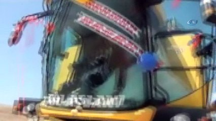 - Çocukluk hayaliydi gerçekleşti, biçerdöveri gelin arabası yaptı