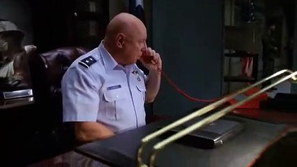 Stargate Sg-1 S04E05 Divide And Conquer