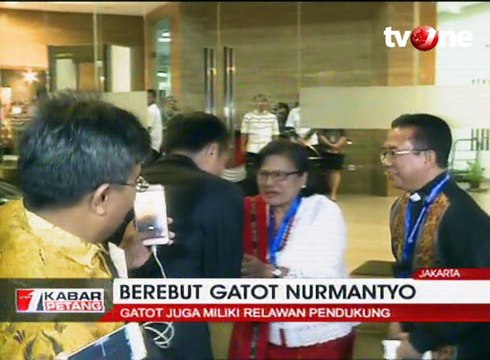 Dua Kubu Capres Cawapres Berebut Gatot Nurmantyo