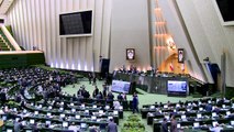 مجلس الشورى الإيراني يرفض ردود روحاني بشأن الاقتصاد