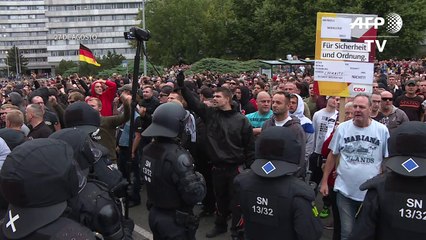 Merkel asegura que "el odio en la calle" no cabe en Alemania