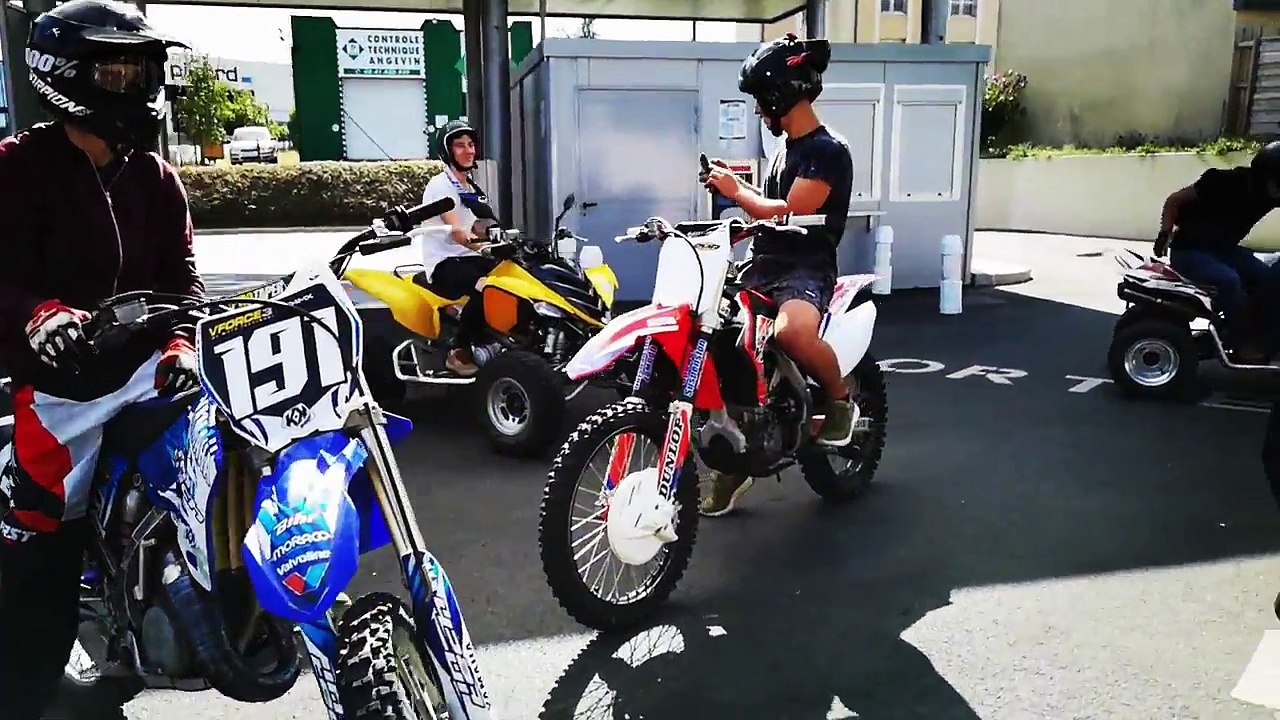 CROSS BITUME ENTRE POTES #BOISERIE