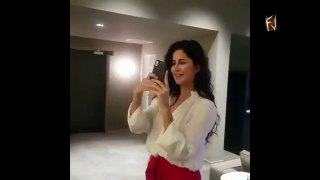 Katrina kaif clicking picture of sunil grover while upcoming movie BHARAT