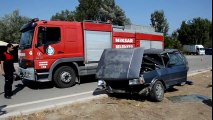 Niksar'da Trafik Kazası, Otomobiller Çarpıştı: 1 Ölü, 3'ü Çocuk 8 Yaralı