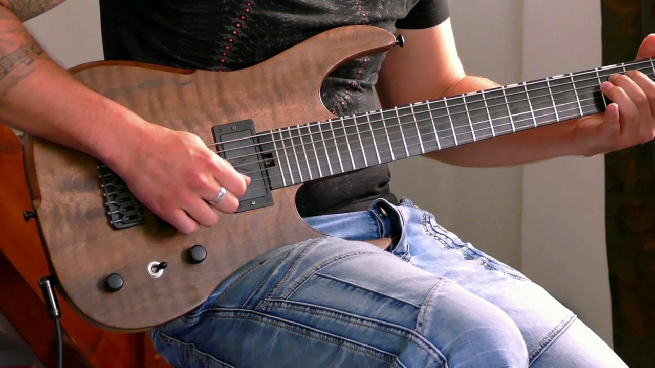 Hufschmid Guitars - demo by Julien Lamarre !