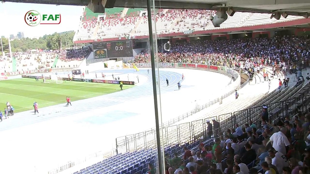 BELMADI ASSISTE AU MATCH MCA ESS