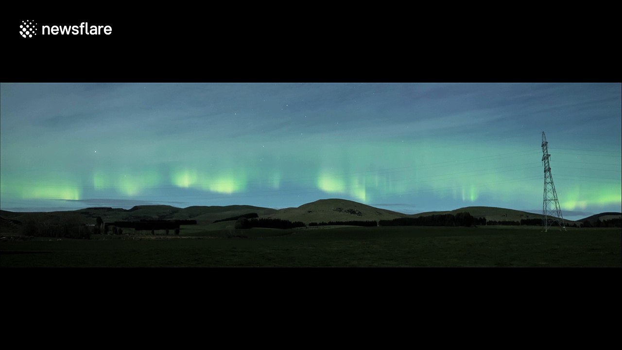 Mesmerizing timelapse video captures Aurora Australis above New Zealand