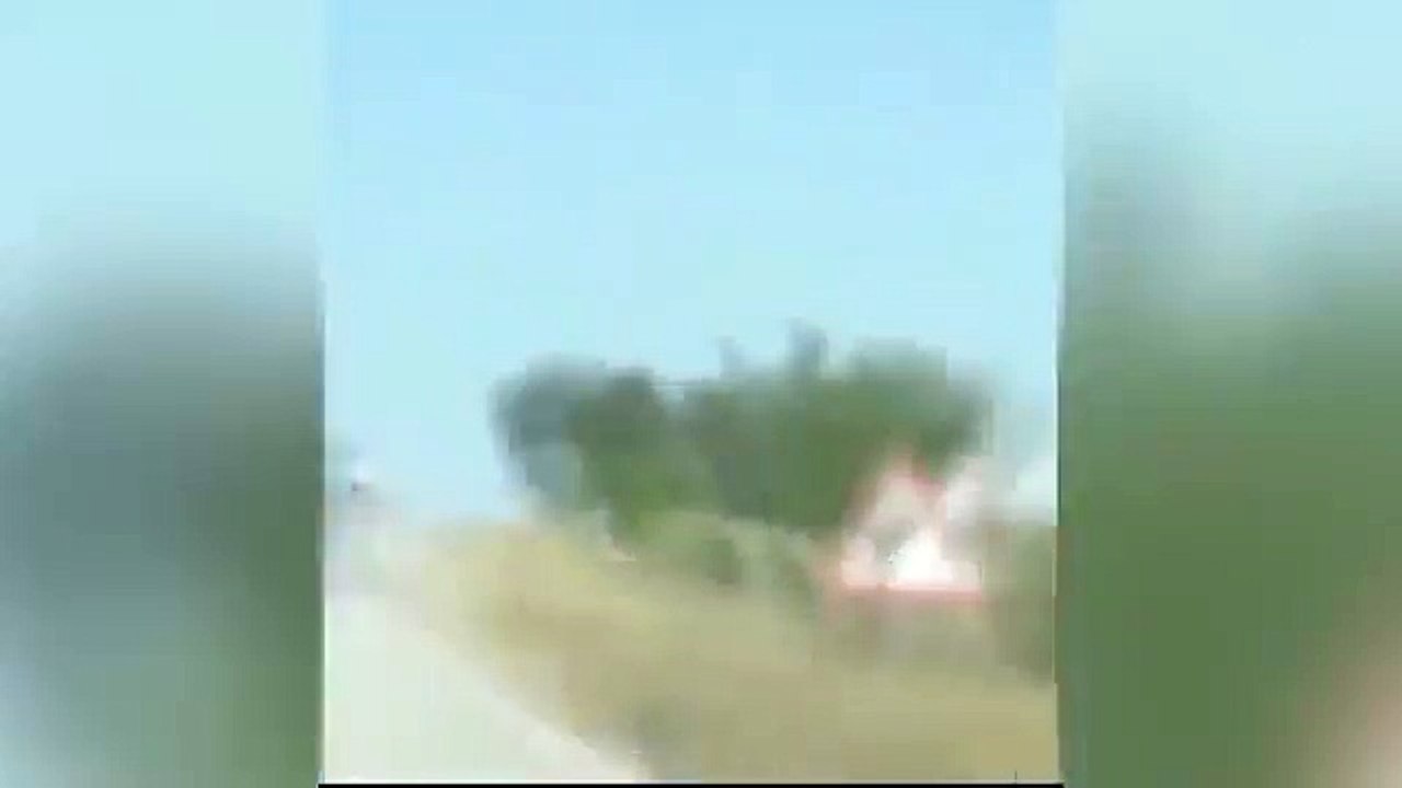 فتاة تركية "مربوطة" بشنطة سيارة تسير بسرعة جنونية