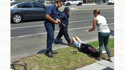 Ünlü oyuncuya araba çarptı!