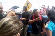 Brasileiros e venezuelanos vivem sob clima de tensão na fronteira