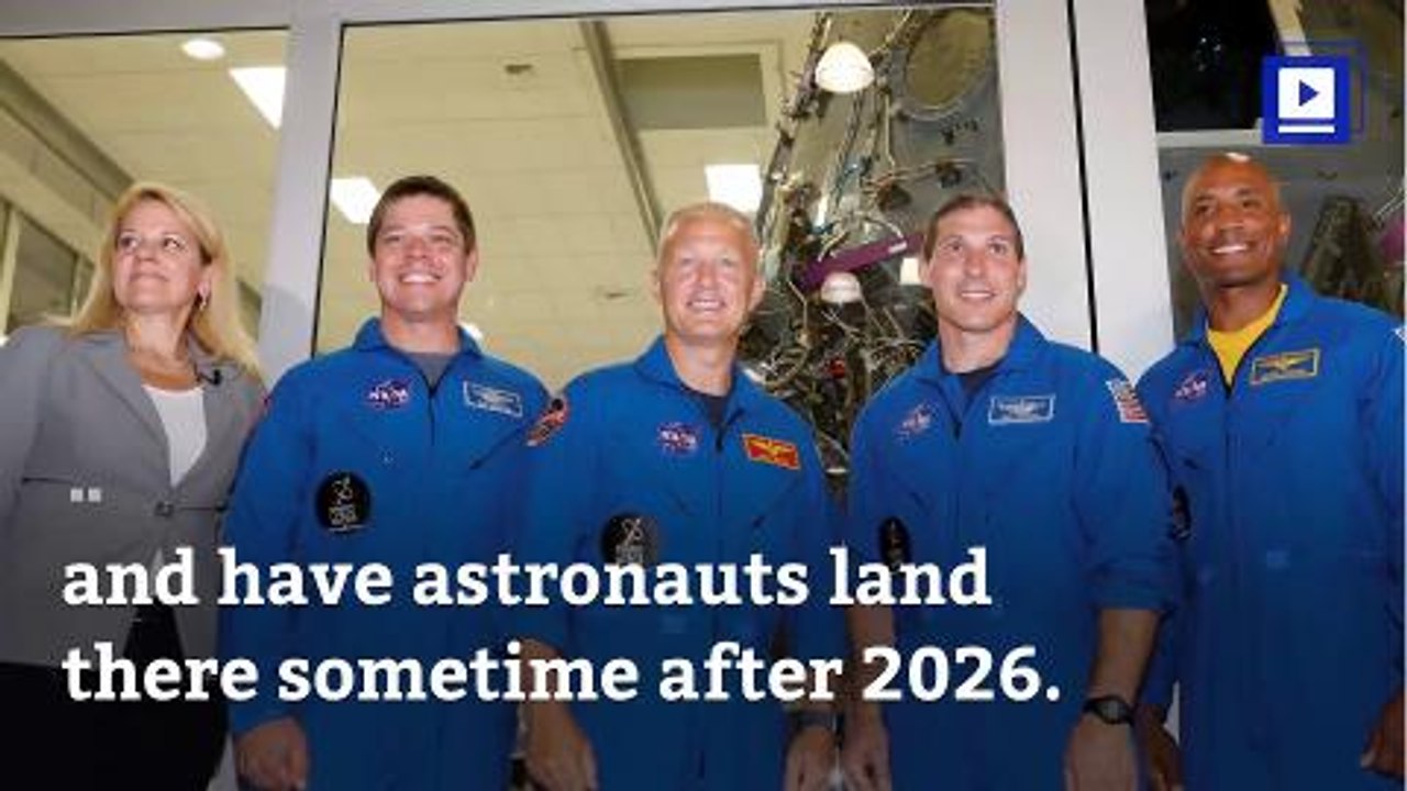 NASA to send astronauts to moon by 2024