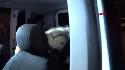 Adana Kavgaya Karışan Travesti, Kendisine Yardım Etmek İsteyen Polisi Yaraladı