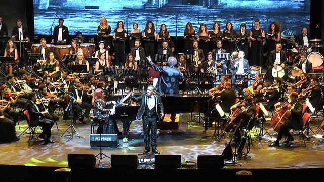 Sanatçı Yavuz Bingöl ve Piyanist Mehveş Emeç’ten anlamlı konser