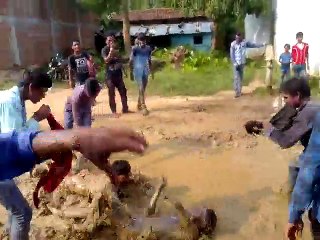 Funny & crazy dancing very badly