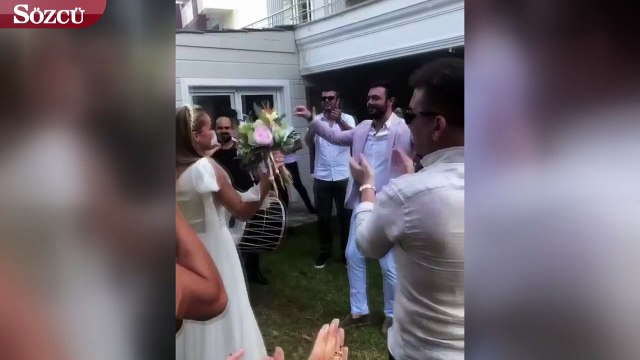 Bengü ile Selim Selimoğlu bugün evleniyor'Bengü evden davul zurna eşliğinde çıktı