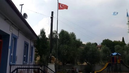 Çiftlik Gibi Okul... 100 Kanatlı Hayvanın Bulunduğu Okulda Öğrencilere Hayvan Sevgisi Aşılanacak