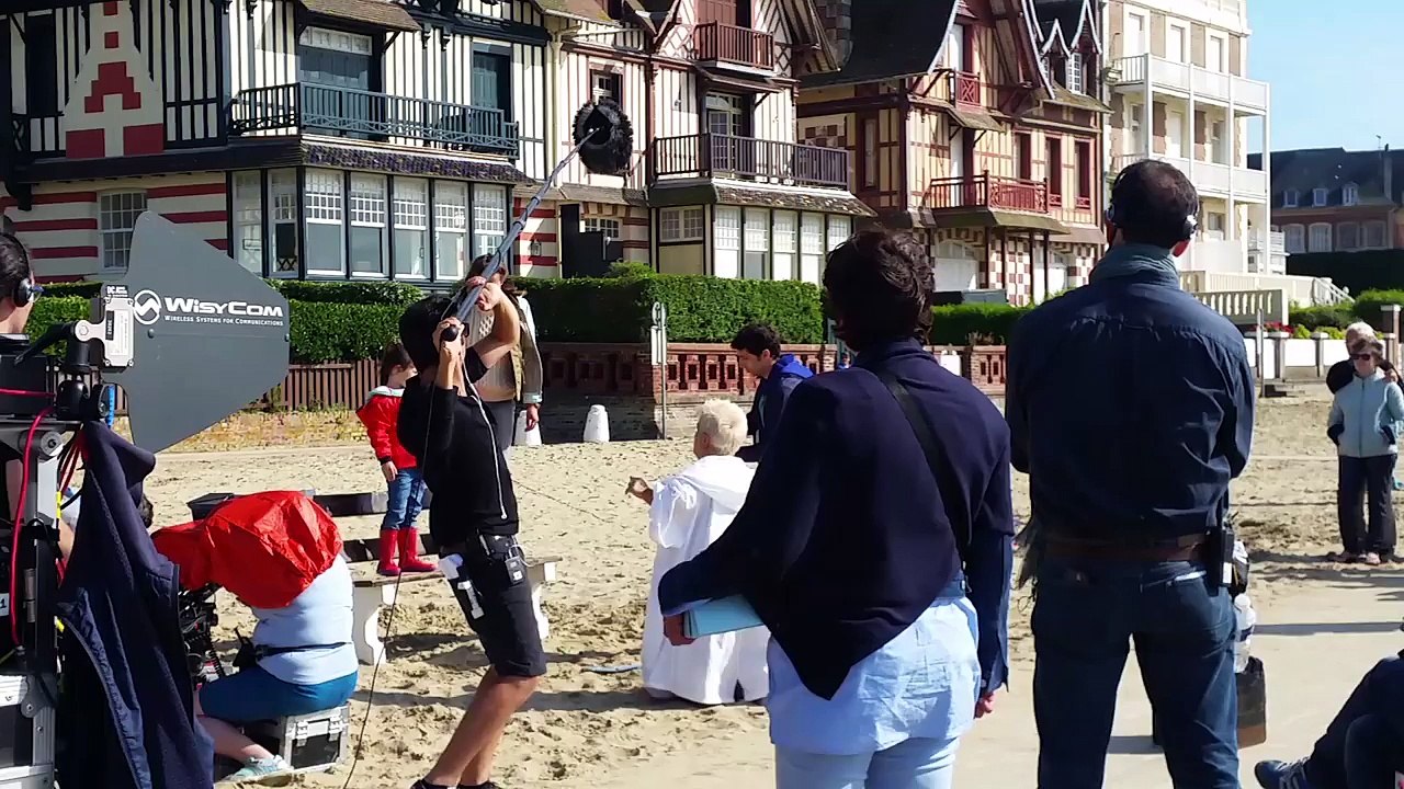 LA VÉRITÉ ÉCLATE AU GRAND JOUR !!! Tournage pour Joséphine Ange Gardien