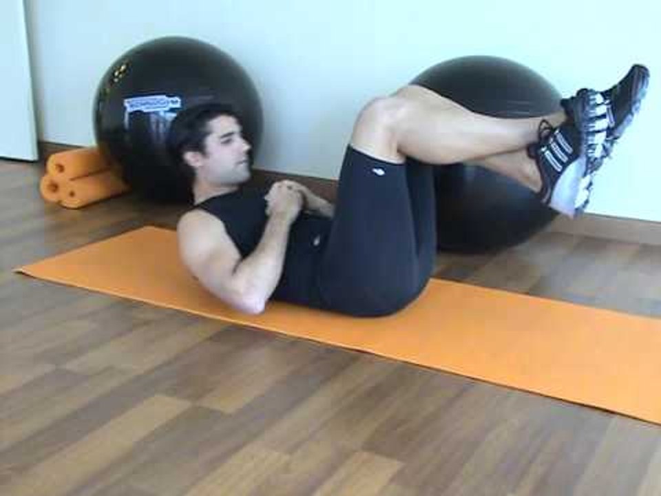 Crunch abdominal con piernas encogidas