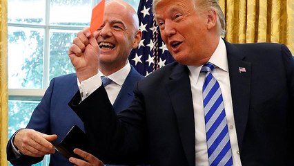 Fifa: Infantino incontra Trump, tra risate e gag con i giornalisti