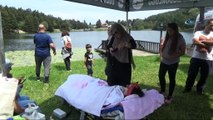Yardım meleği ALS hastası Özlem, Gölcük Tabiat Parkı’na ambulansla getirildi
