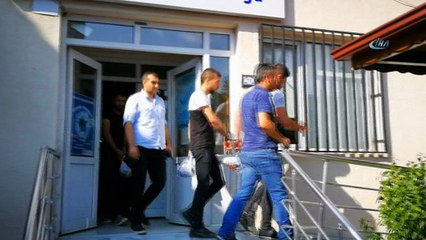 Börekçi dükkanını kurşunlayan maskeli saldırgan kameralara yakalandı